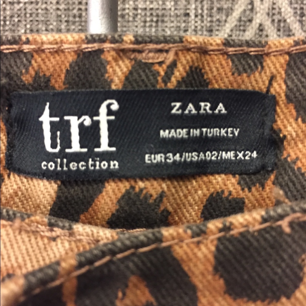 🐆Zara Leopard jeans🐆 - Picture 5 of 6